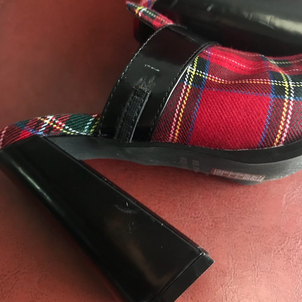 Plaid Mules - Picture 4 of 6
